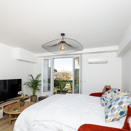 Superbe T2 Juan Les Pins 300M Des Plages Antibes Exterior photo